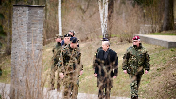 Scholz bei seinem Besuch sdes Einsatzführungskommando der Bundeswehr in Schwielowsee in dieser Woche.