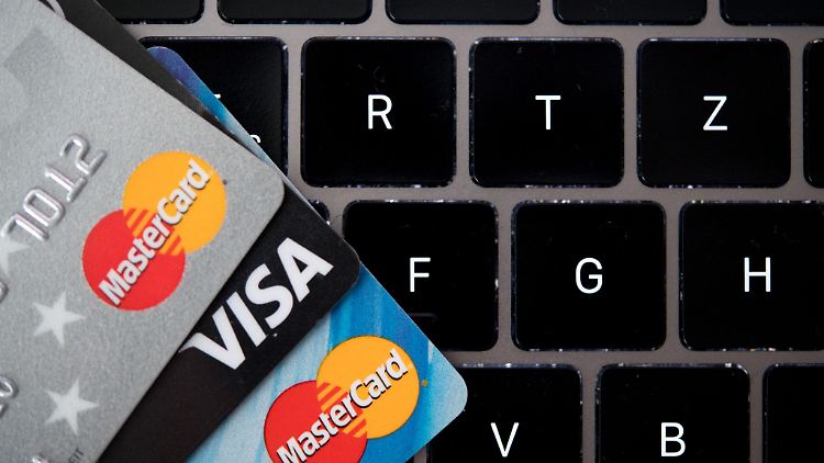 In Russland ausgestellte Karten von Visa und Mastercard sind vorerst nicht mehr im Ausland einsetzbar.
