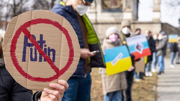 Aktuell sind viele Unternehmen darauf bedacht, möglichst viel Abstand zwischen sich und den russischen Präsidenten Wladimir Putin zu bringen.
