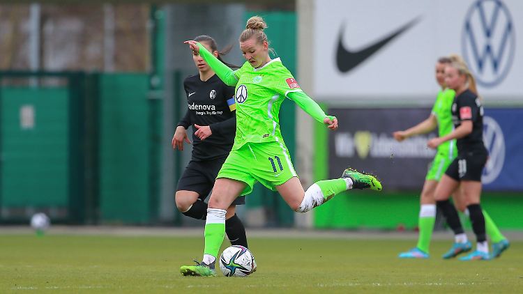 Alexandra Popp ist endlich wieder am Ball.