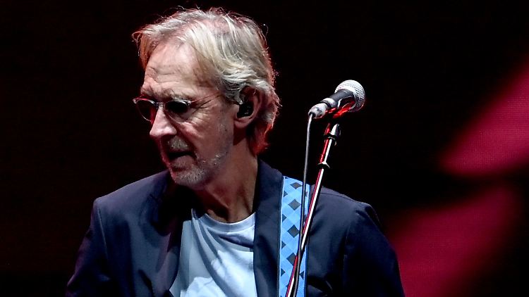 Gitarrist Mike Rutherford spielte wie zu besten Zeiten.