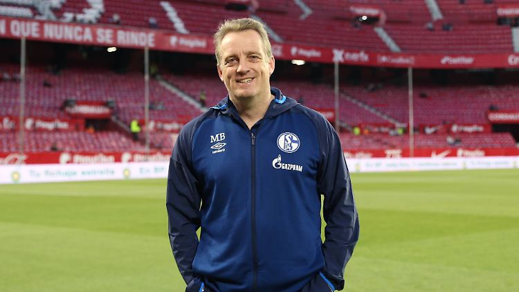 Er soll es auf Schalke (wieder) richten: Mike Büskens.
