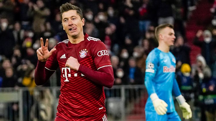 Lewandowski war mit einem Hattrick der Mann des Spiels.