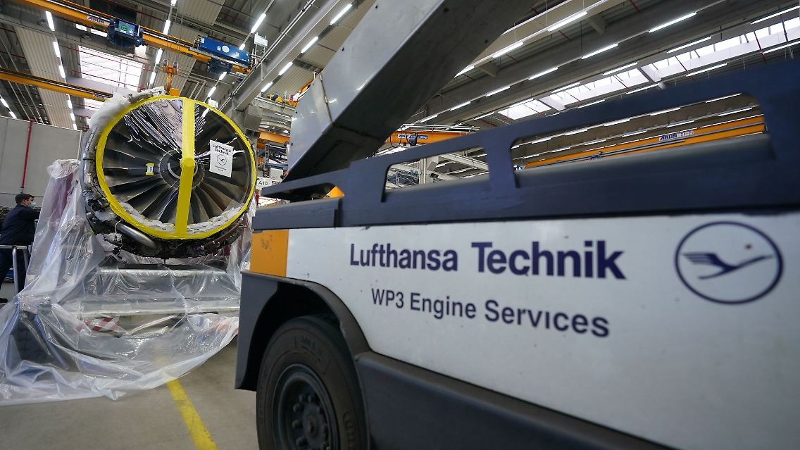 Eine Turbine bei der Wartungstochter der Lufthansa.