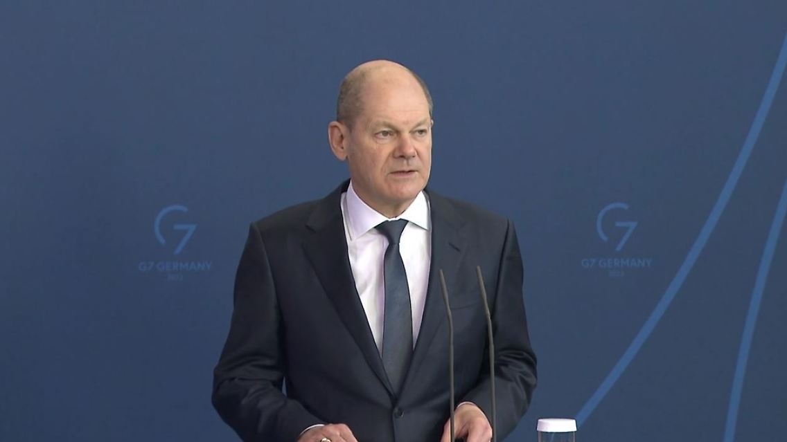 Scholz.JPG