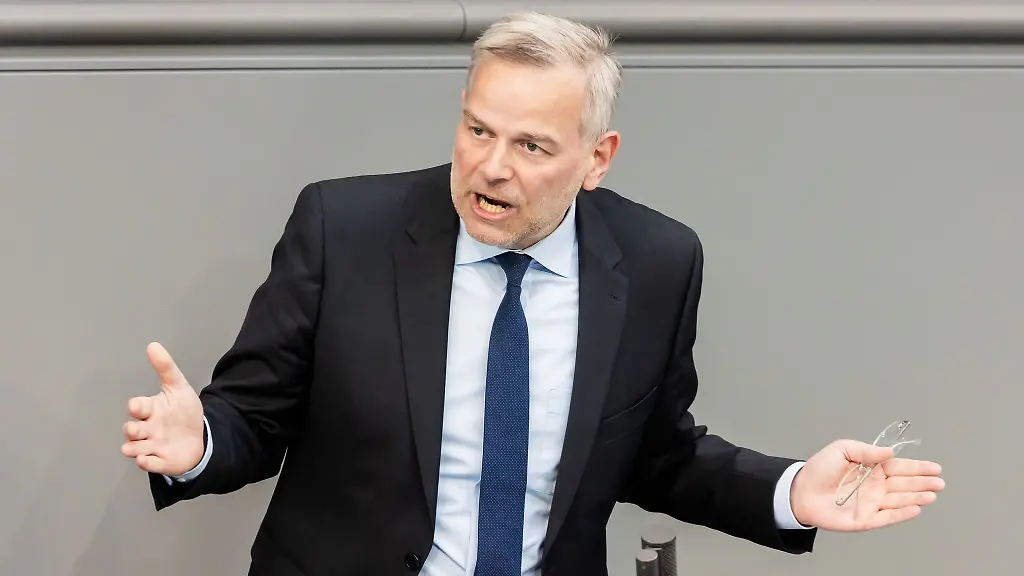 Leif-Erik-Holm-sieht-in-den-Wahlergebnissen-in-Sachsen-und-Thueringen-eine-Absage-an-die-Ampel