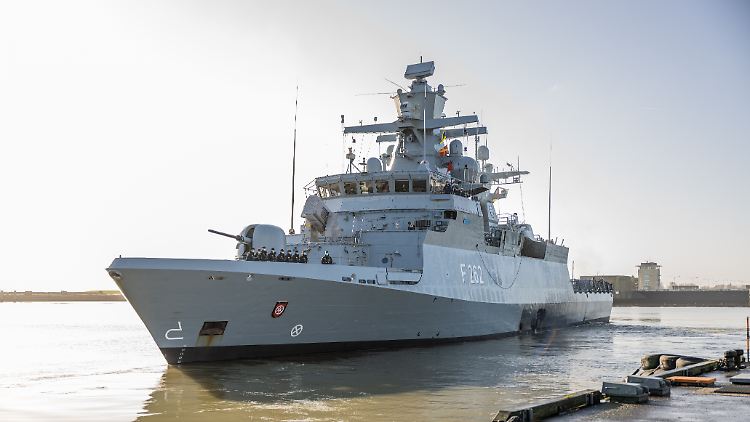 Die Korvette "Erfurt" schloss sich von Wilhelmshaven aus der Standing NATO Maritime Group 1 an.