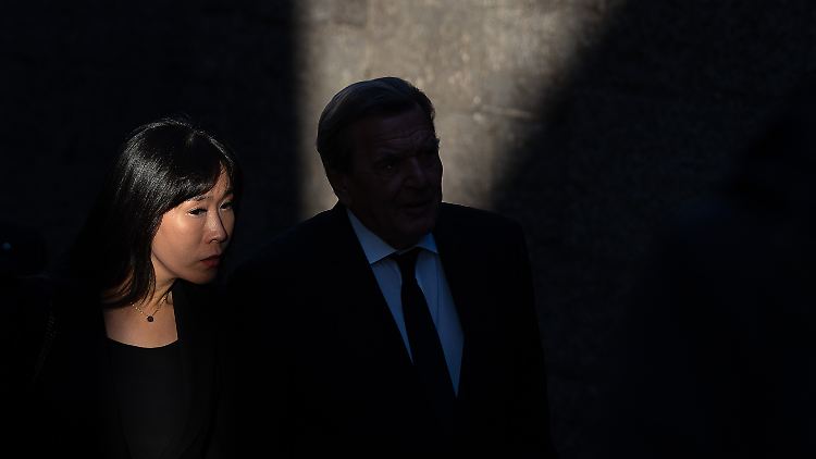 Für die Kommunikation mit der Öffentlichkeit scheint sie nun verantwortlich zu sein: Soyeon Schröder-Kim.