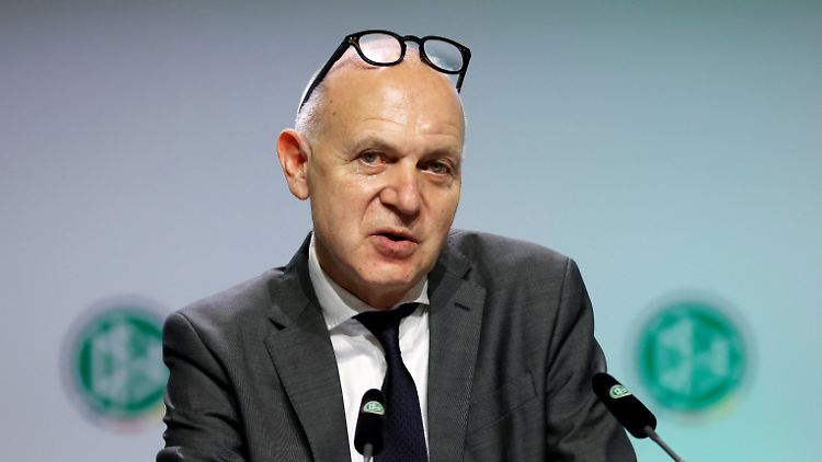 Bernd Neuendorf sorgt sich um die Finanzierung des Breitensports.