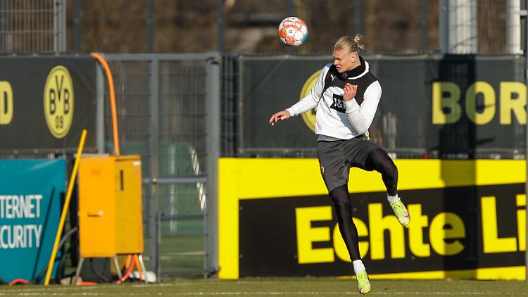 "Haaland ist wieder eine Option." 