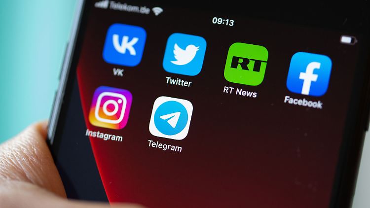 Facebook und Twitter wurden in Russland bereits blockiert - jetzt soll Instagram folgen.