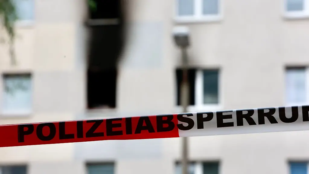 17-Personen-mussten-bei-dem-Feuer-evakuiert-werden