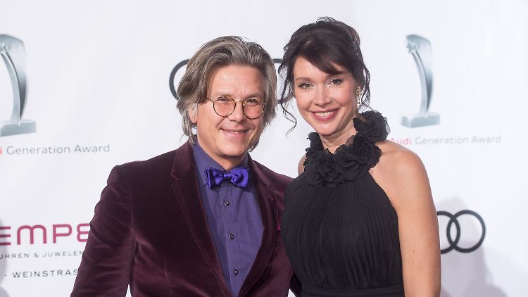 Die Moderatorin Silvia Laubenbacher war mit dem Schauspieler Percy Hoven verheiratet.