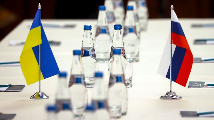 In den bisherigen Gesprächen ging es in erster Linie um die Schaffung von Fluchtkorridoren für Zivilisten.