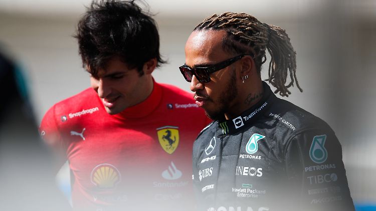 Hamilton bei den Testfahrten in Bahrain.