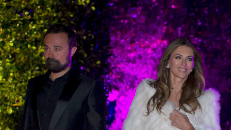 Evgeny 2016 bei einer Wohltätigkeitsveranstaltung mit der Schauspielerin Liz Hurley.