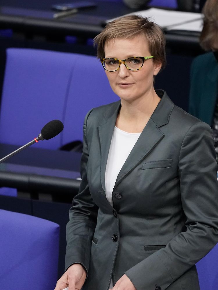 Franziska Brantner ist Parlamentarische Staatssekretärin im Bundesministerium für Wirtschaft und Klimaschutz - und eine von 16 direkt gewählten Grünen-Abgeordneten.