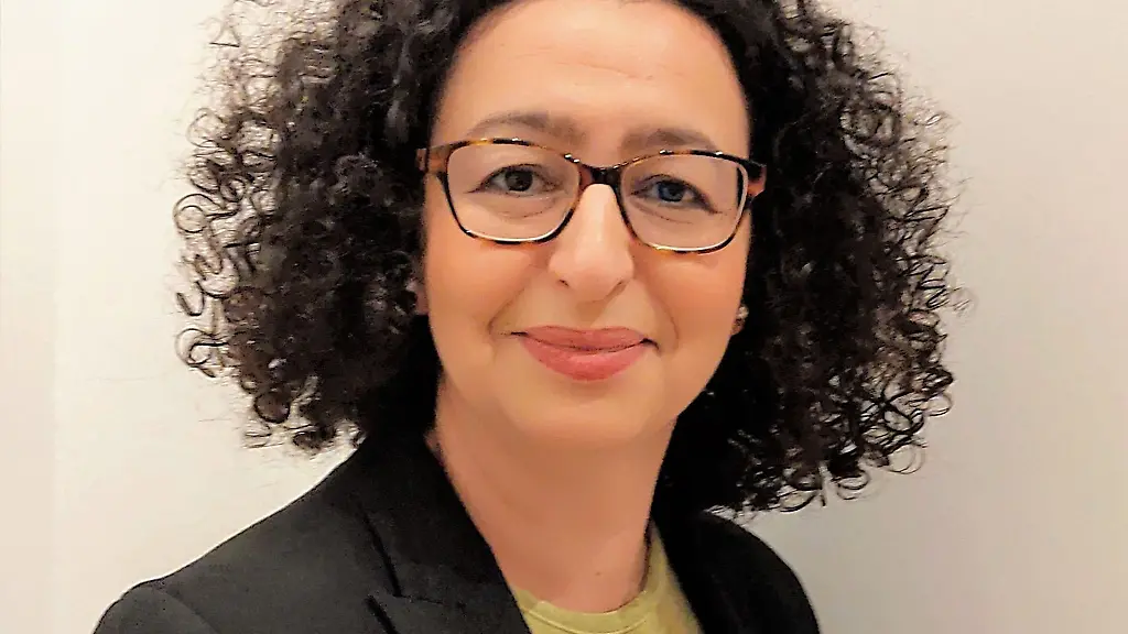 Die-ueberraschende-Entlassung-der-hessischen-Wirtschaftsstaatssekretaerin-Lamia-Messari-Becker-schlaegt-immer-hoehere-Wellen