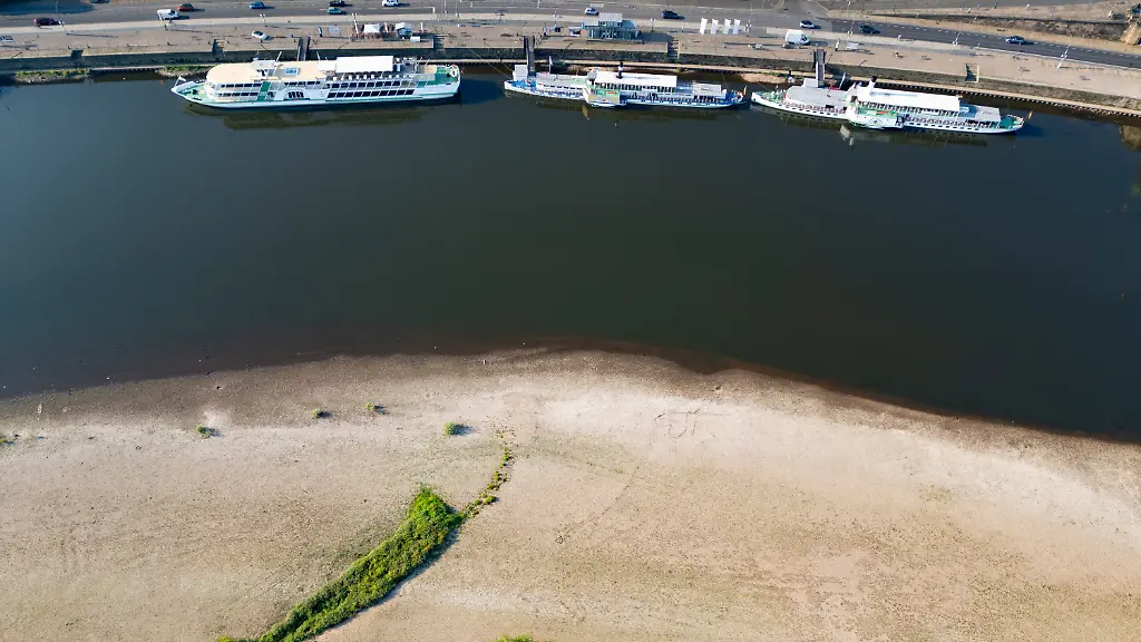 4ef10749bcd7cf2f4c5f3e532a08443a