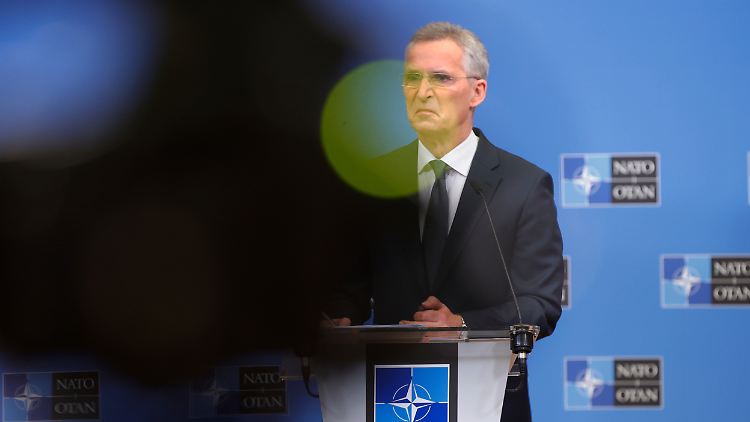 NATO-Generalsekretär Stoltenberg spricht von "erheblich mehr Truppen mit höherer Bereitschaft".