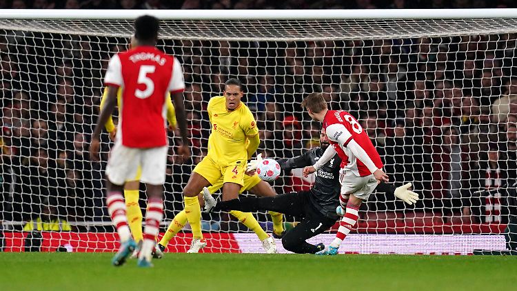 Alisson Becker rettet Liverpool "den Arsch".