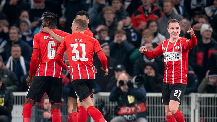 Mit Mario Götze ging es auf Zeitreise. 