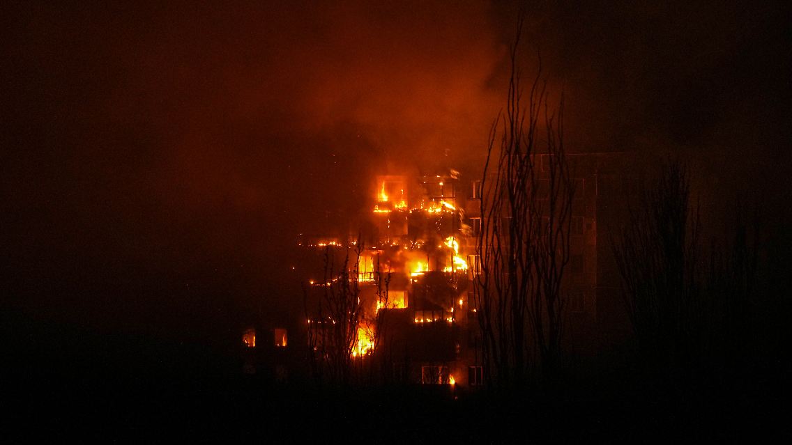 Mariupol ist von russischen Truppen umzingelt. Die verbliebenen Bewohner der Stadt sitzen in der Falle.