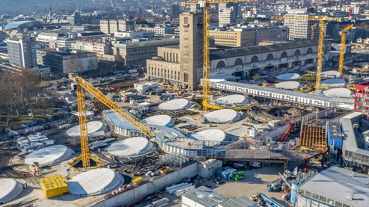 Es geht voran, aber es wird wieder einmal teurer: Die Großbaustelle Stuttgart 21 Mitte Januar.