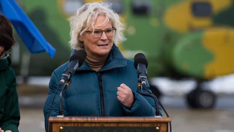 Lambrecht verspricht: "Wir meinen es ernst mit einer optimalen Ausstattung der Bundeswehr."