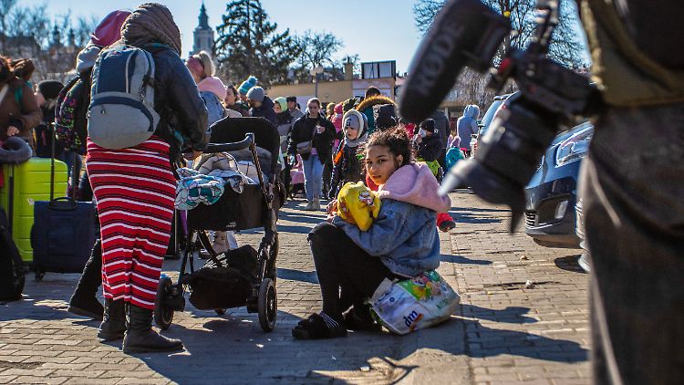 90 Prozent der ins Ausland Geflüchteten sind Frauen und Kinder.