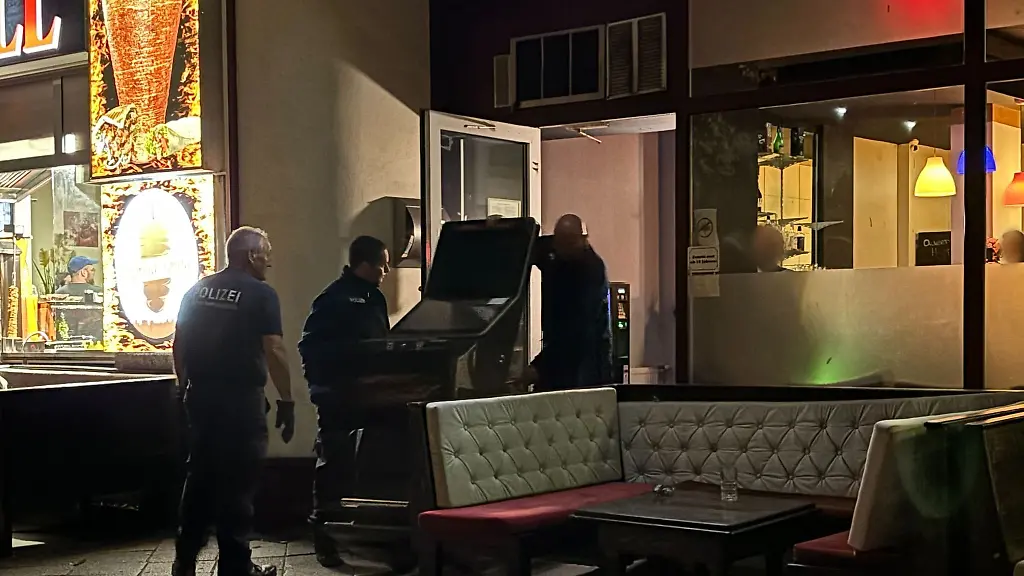 Polizeieinsatz-gegen-illegales-Gluecksspiel