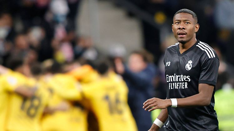 David Alaba kann es nicht fassen. 