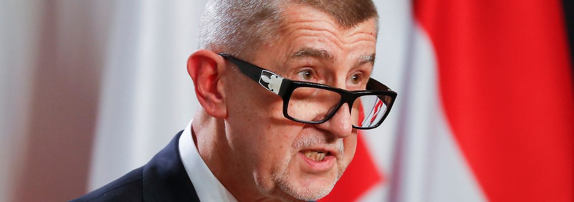 Dem früheren Ministerpräsidenten Tschechiens wird Betrug mit Subventionsgeldern vorgeworfen.