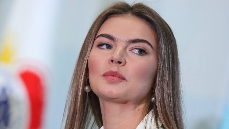 Sollte sie wirklich in der Schweiz sein, könnte es für sie noch ungemütlich werden: Alina Kabajewa.