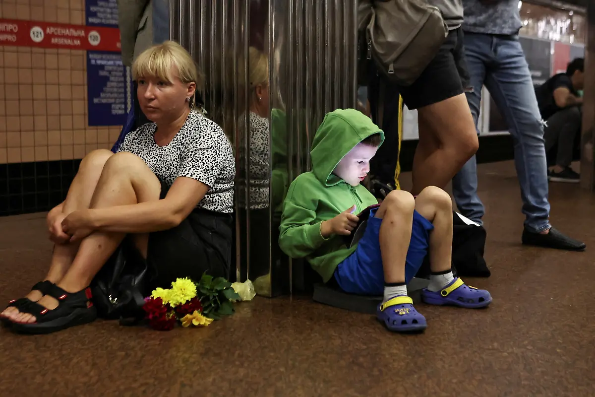 2024-08-26T091212Z-1310039185-RC2K45A956JH-RTRMADP-3-UKRAINE-CRISIS-ATTACK-KYIV