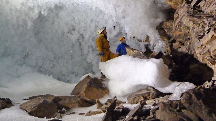 Im Permafrost in Sibirien kann erforscht werden, wie schnell der Boden auftaut.