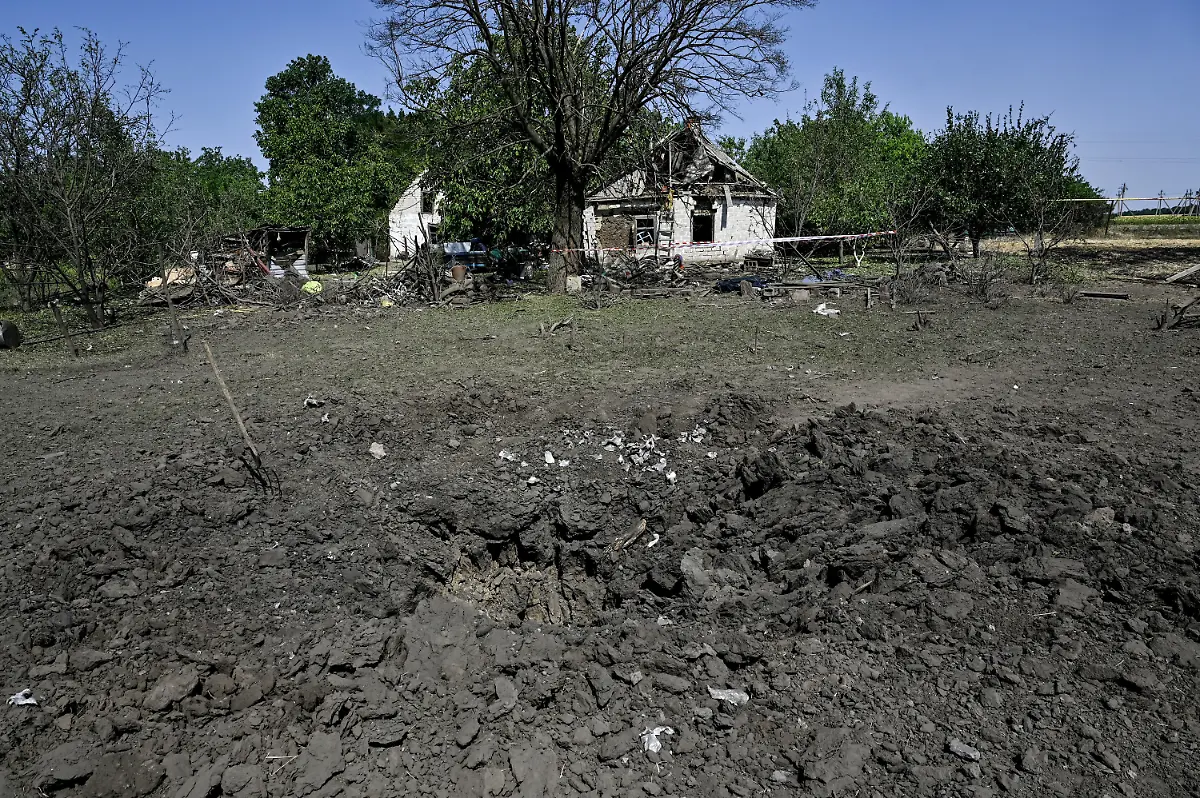 18556cb0a688640846de9b860eb27b29