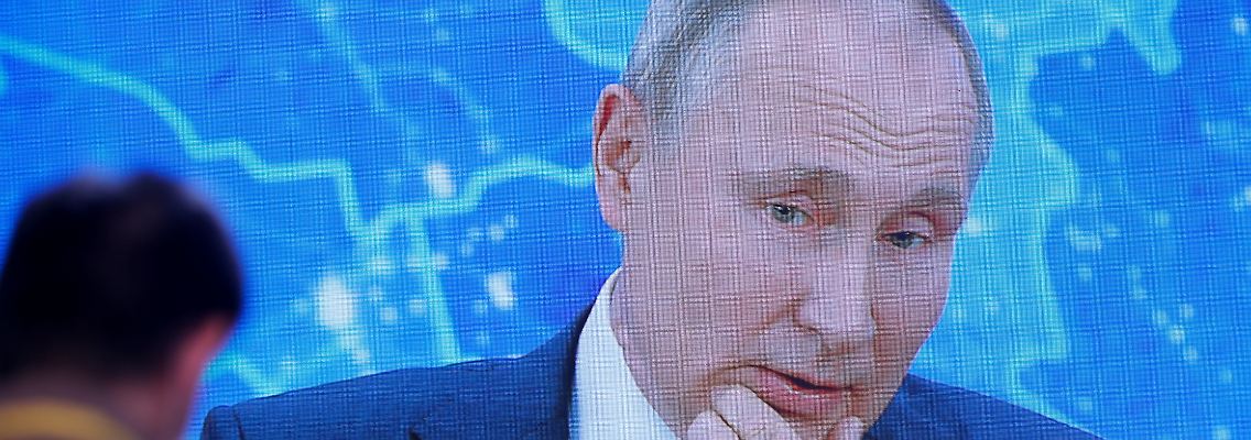 Das russische Unterhaus verabschiedete ein Gesetz, das Haftstrafen bis zu 15 Jahren für die Veröffentlichung von "Falschinformationen" über Auslandsaktionen Russlands vorsieht.