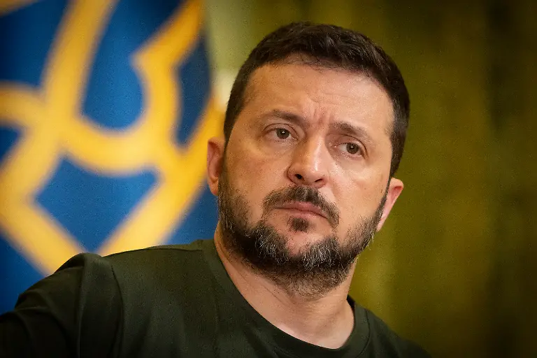 220aa476424c1d7832959a6a8d0a7daa