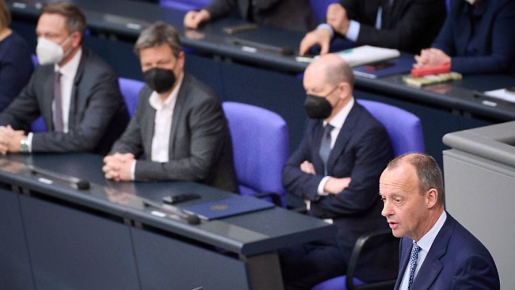 Für die Zweidrittelmehrheit, die Scholz braucht, stellt Merz gleich drei Bedingungen, die für Scholz kaum zu erfüllen sind.