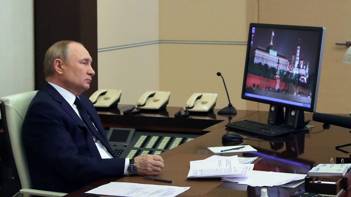 DenisonPutin.jpg