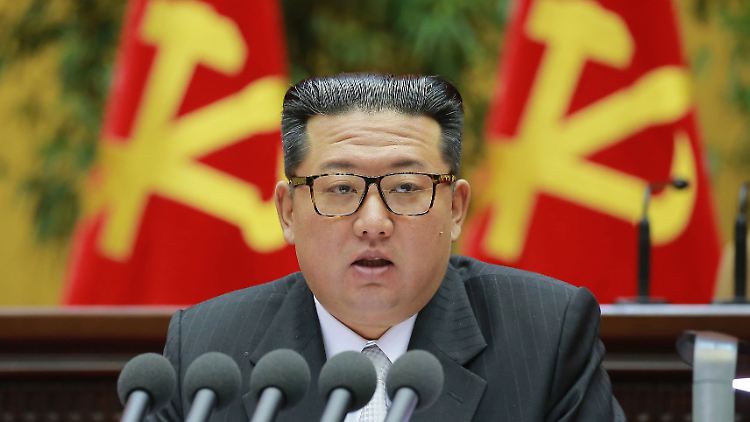 Hat Nordkoreas Diktator Kim Jong-Un wieder eine Interkontinentalrakete testen lassen?