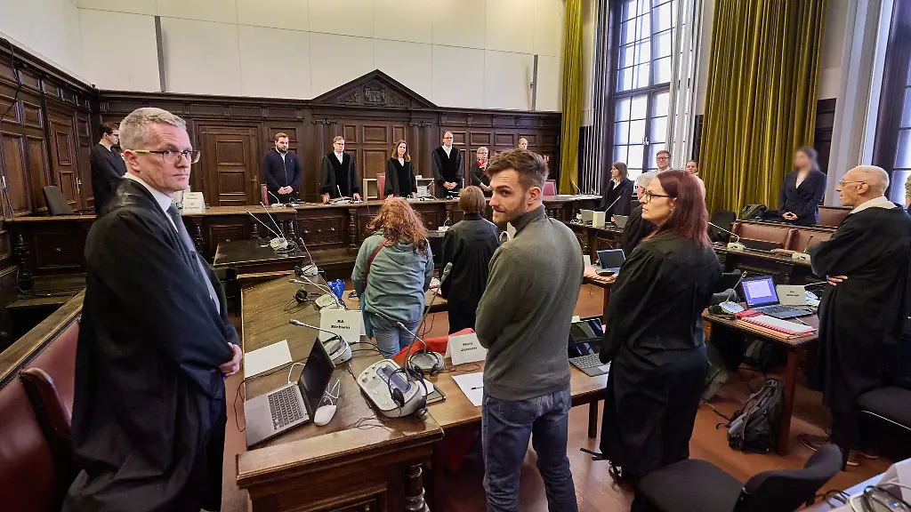 Der-Prozess-um-Ausschreitungen-am-Rande-des-G20-Gipfels-in-Hamburg-begann-bereits-im-Januar