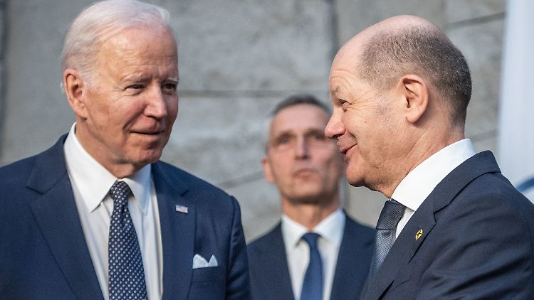 Biden und Scholz trafen zuletzt vergangene Woche in Brüssel beim NATO-Gipfel zusammen.