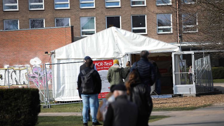 Auch in der vergangenen Woche suchten mehr Menschen den Weg ins Testzentrum.