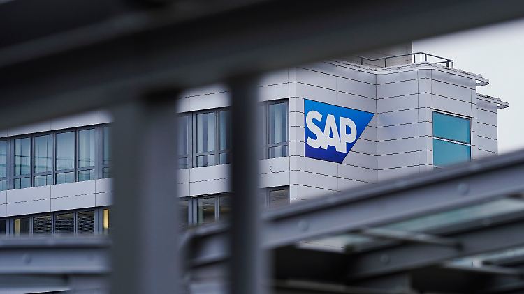 Am Lizenz-Geschäft in Russland hält SAP noch fest.