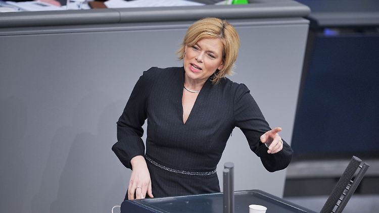 Die Unterscheidung zwischen guten und schlechten Gewinnen nennt Julia Klöckner "fragwürdig und problembehaftet".