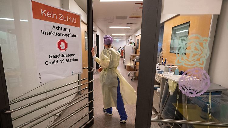 Wenn zu einer Corona-Infektion noch eine mit Grippe kommt, drohen schwerere Erkrankungen.