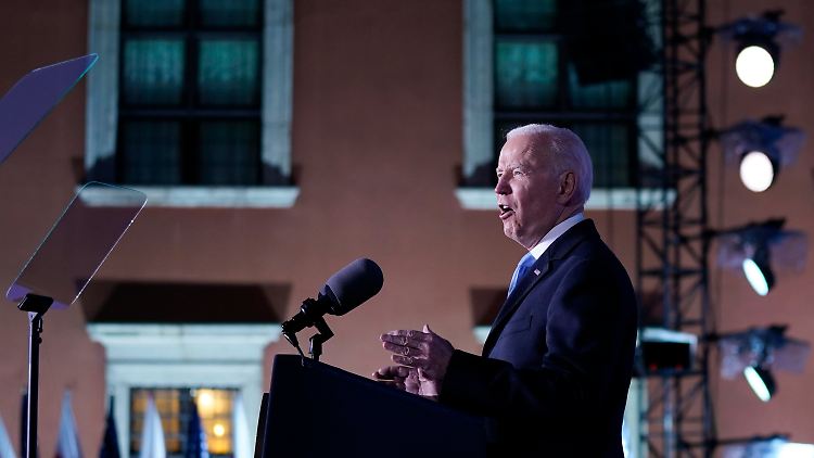 Biden am Samstagnachmittag in Warschau.