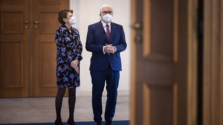 Der Bundespräsident und seine Frau Elke Büdenbender im Schloss Bellevue (Ende Januar 2021) 